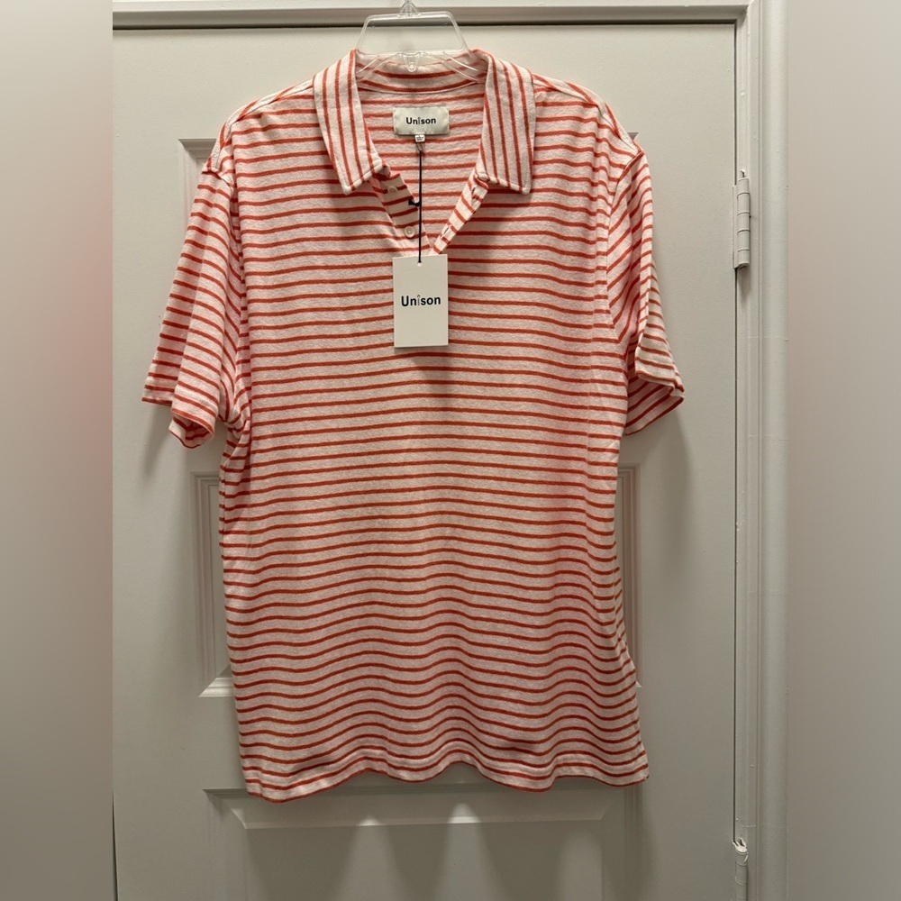 UNISON
Classic Short Sleeve Crew Polo with 3 Button Fastening and Self Collar